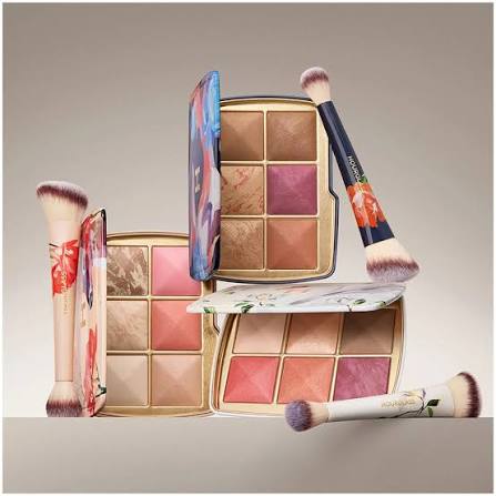 **EXTRA HOT PRICE**  Hourglass Limited Edition Horse Pallette