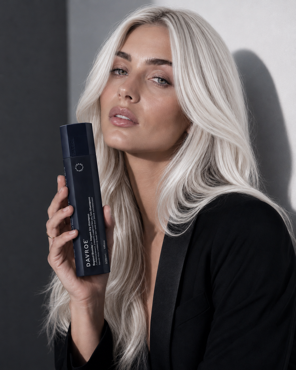 Davroe Beyond Blonde Intense Icy Shampoo 325ml
