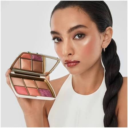 **EXTRA HOT PRICE**  Hourglass Limited Edition Swan Pallette