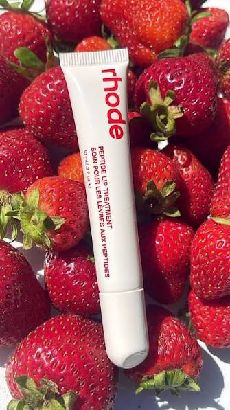 Rhode Peptide Lip Treatment Caramelised Strawberry Glaze
