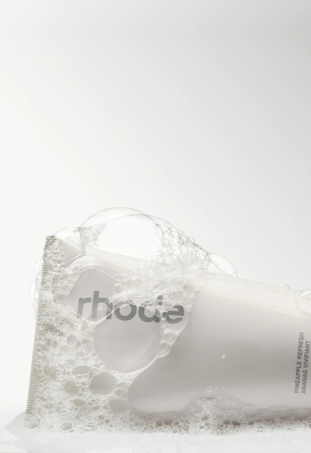 Rhode Pineapple Refresh Cleanser 150ml