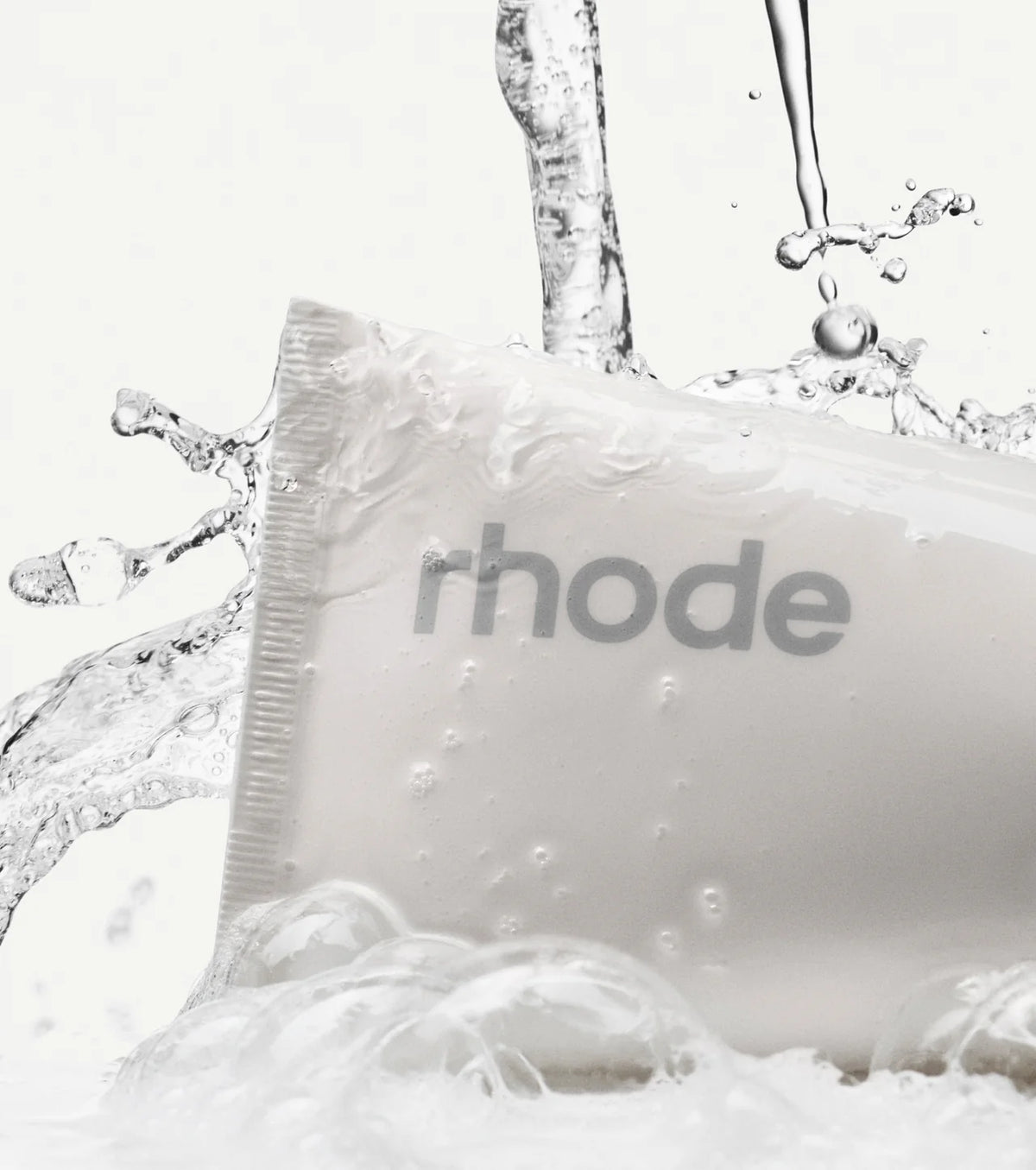 Rhode Pineapple Refresh Cleanser 150ml